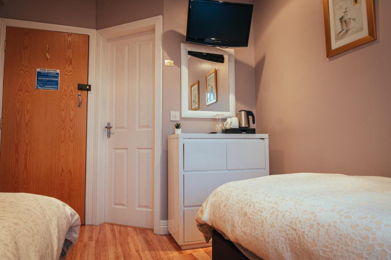 Aaranmore Lodge Guest House Portrush Room photo